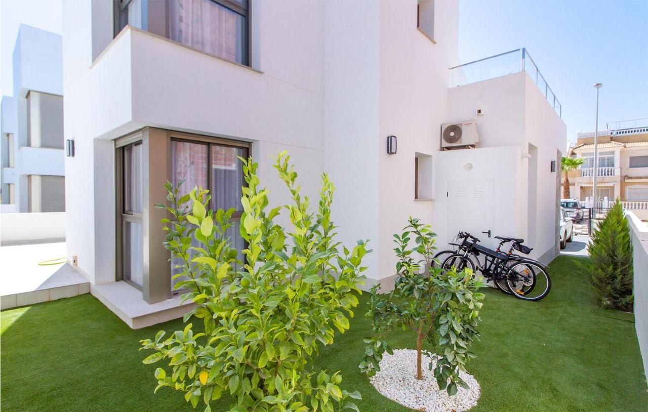 Gorgeous Home In Los Alcazares With Wifi Bagian luar foto