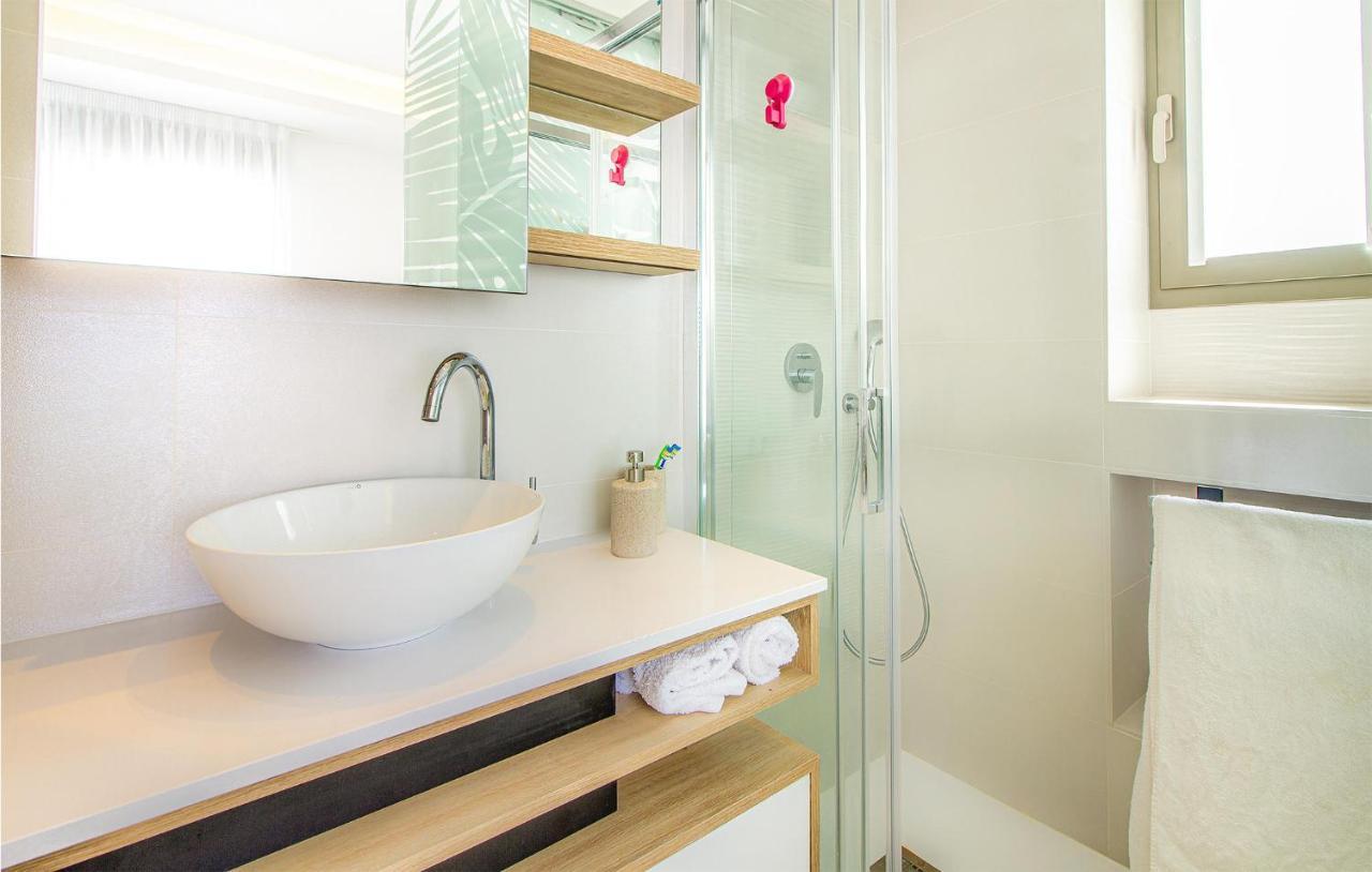 Gorgeous Home In Los Alcazares With Wifi Bagian luar foto